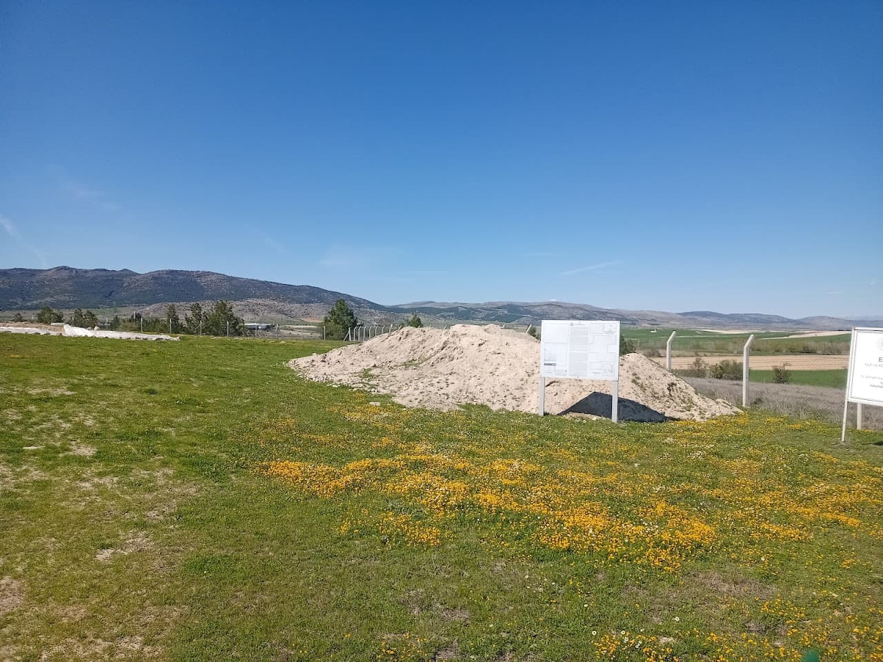 Ekşi Höyük