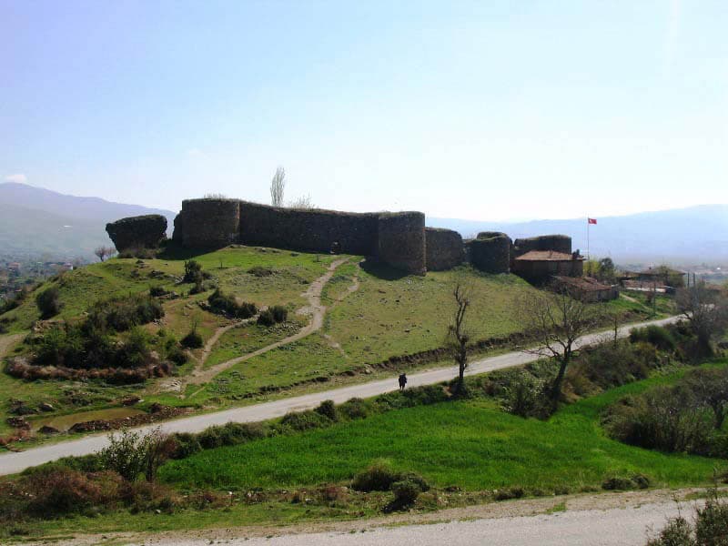 Hisarköy Kalesi, Kiraz