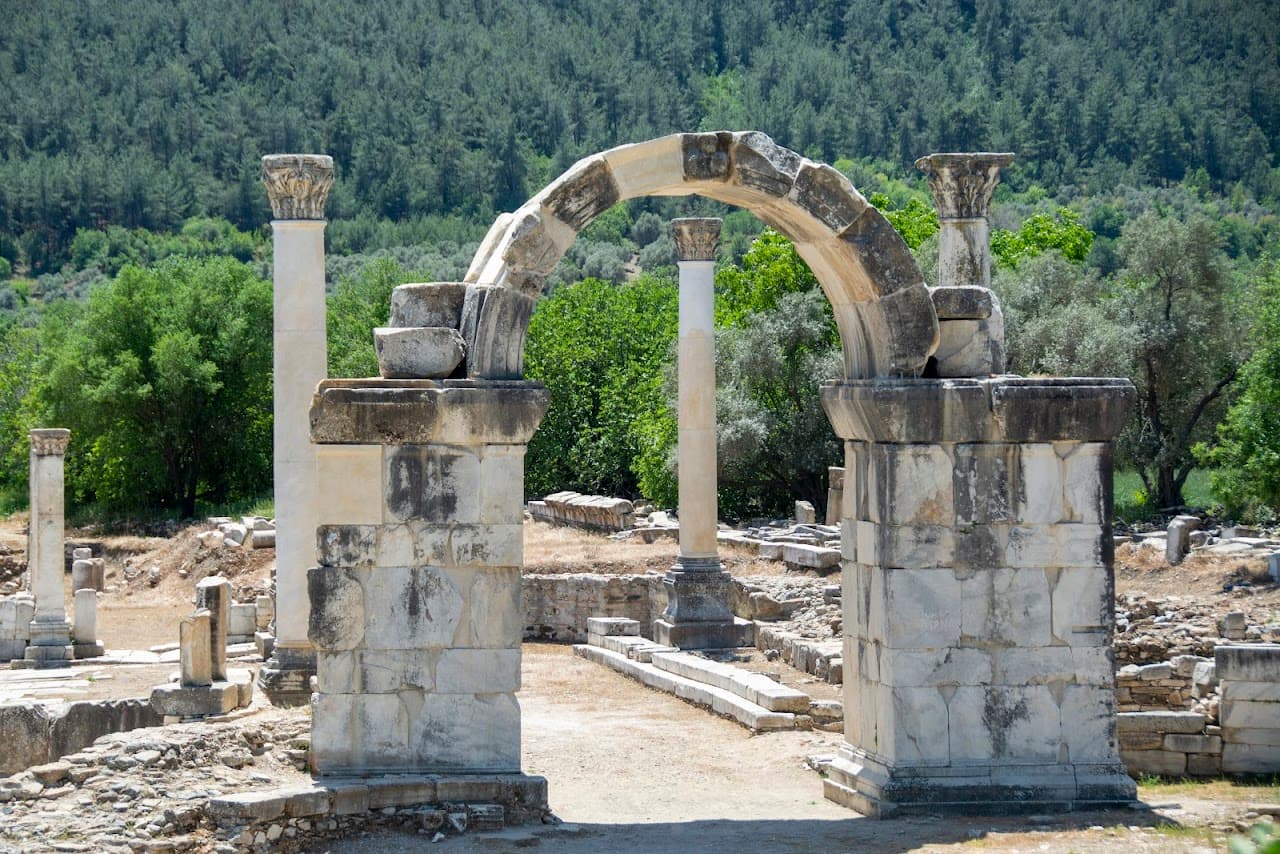 Stratonikeia Kuzey Şehir Kapısı
