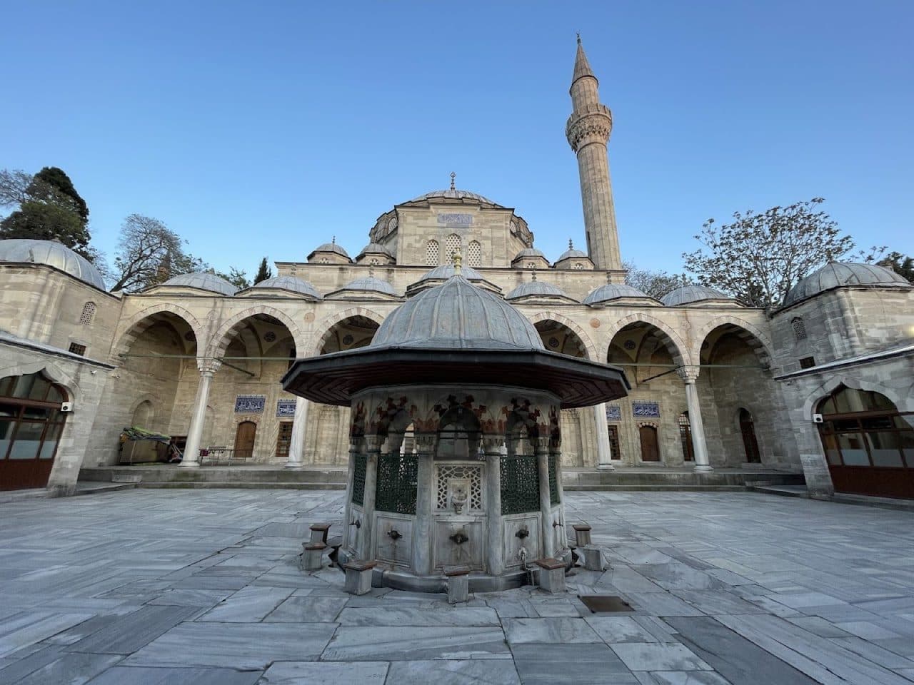 Kadırga Sokullu Mehmet Paşa Camii Şadırvanı