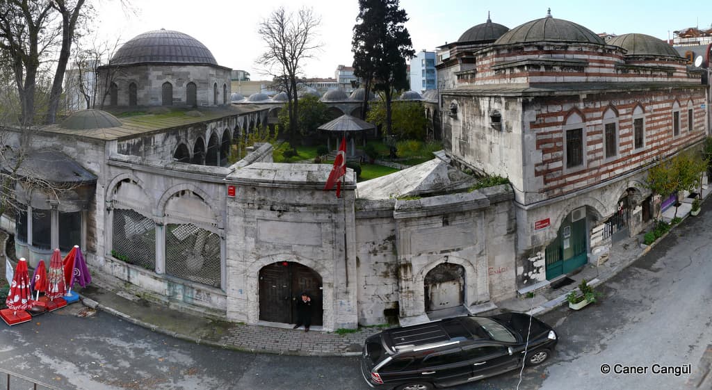 Amcazade Hüseyin Paşa Külliyesi Şadırvanı