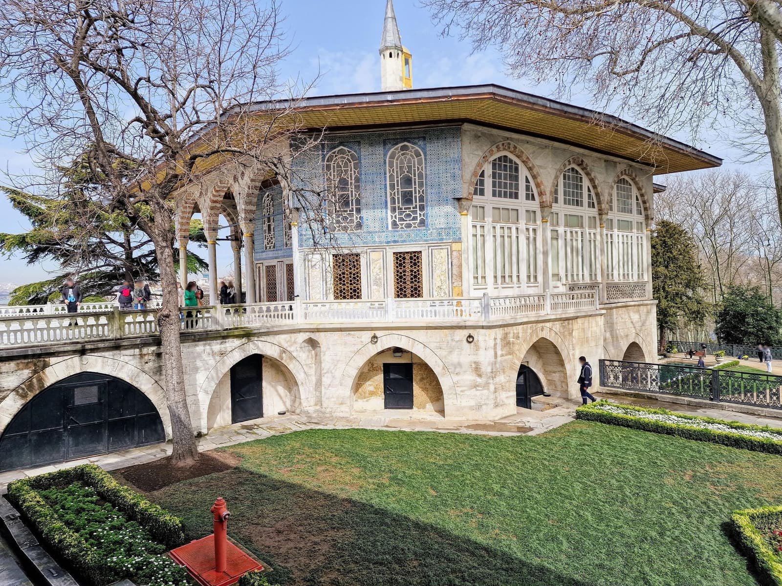 Aslanlı Bahçe Duvar Çeşmesi
