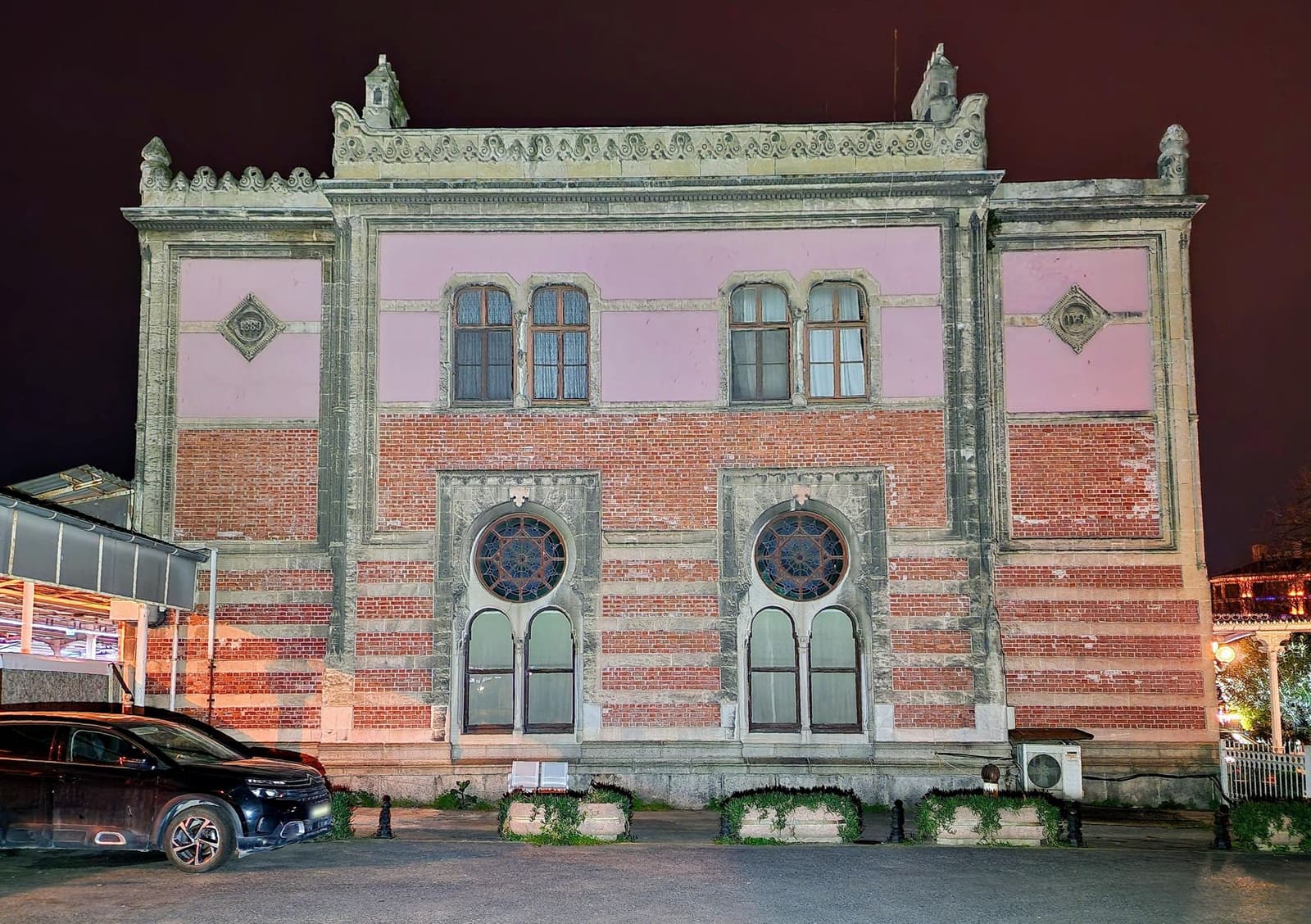 Sirkeci Garı Çeşmesi