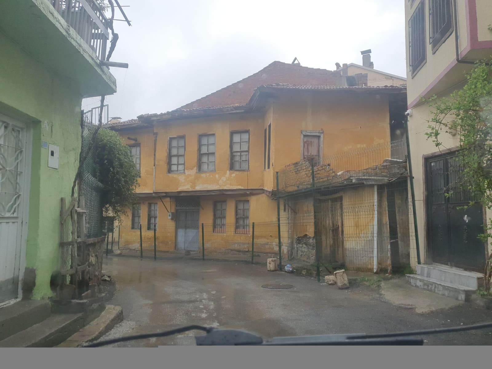 Kırık Minare Camii