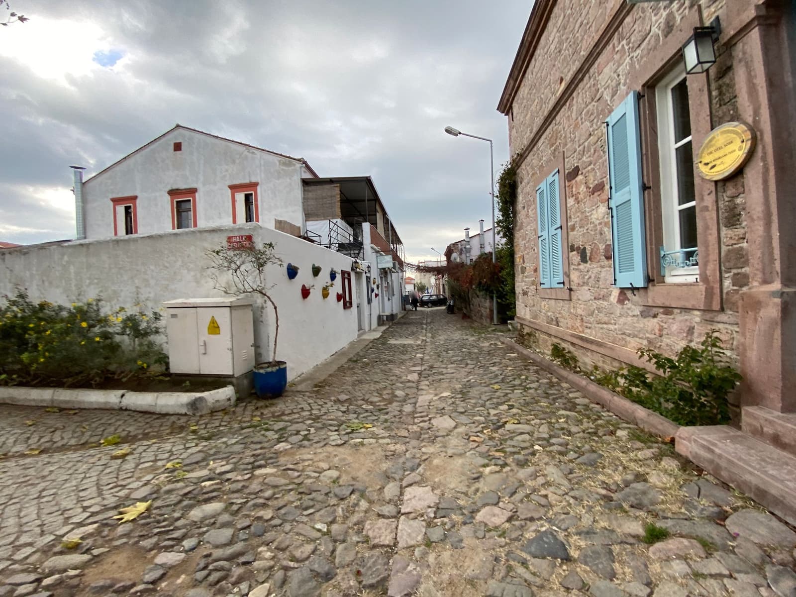 Konak — Namık Kemal, Hayat Caddesi, 9