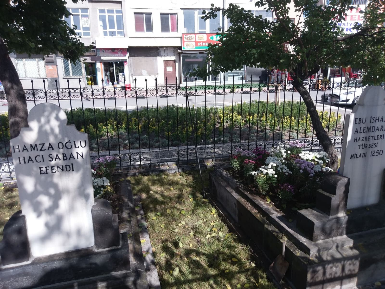 Ebu İshak Alemdarı Tekkesi