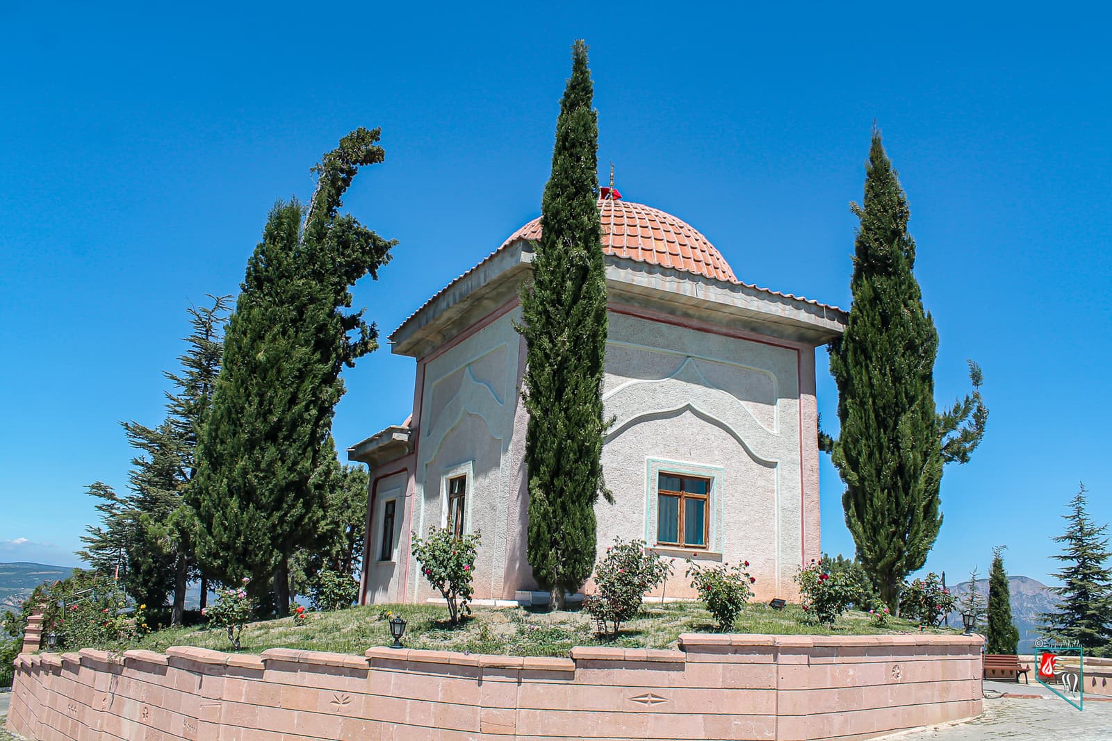 Dursun Fakih Türbesi