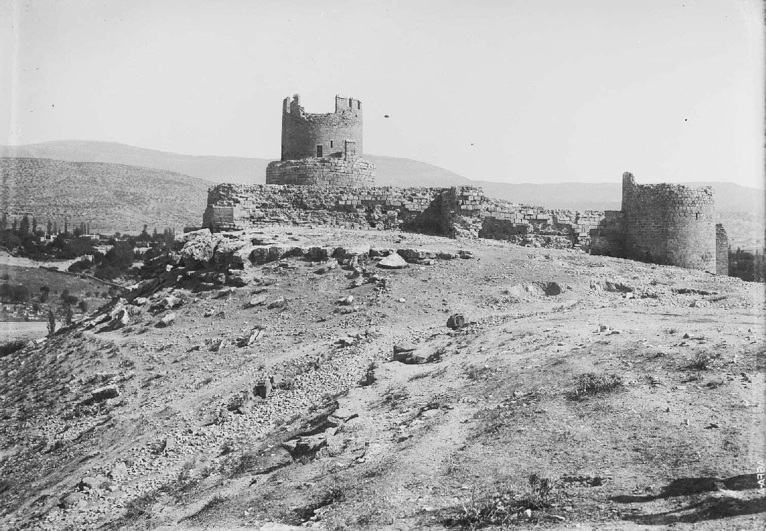 Mut Kalesi