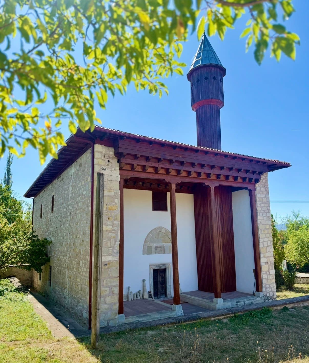 Mahmut Bey Camii