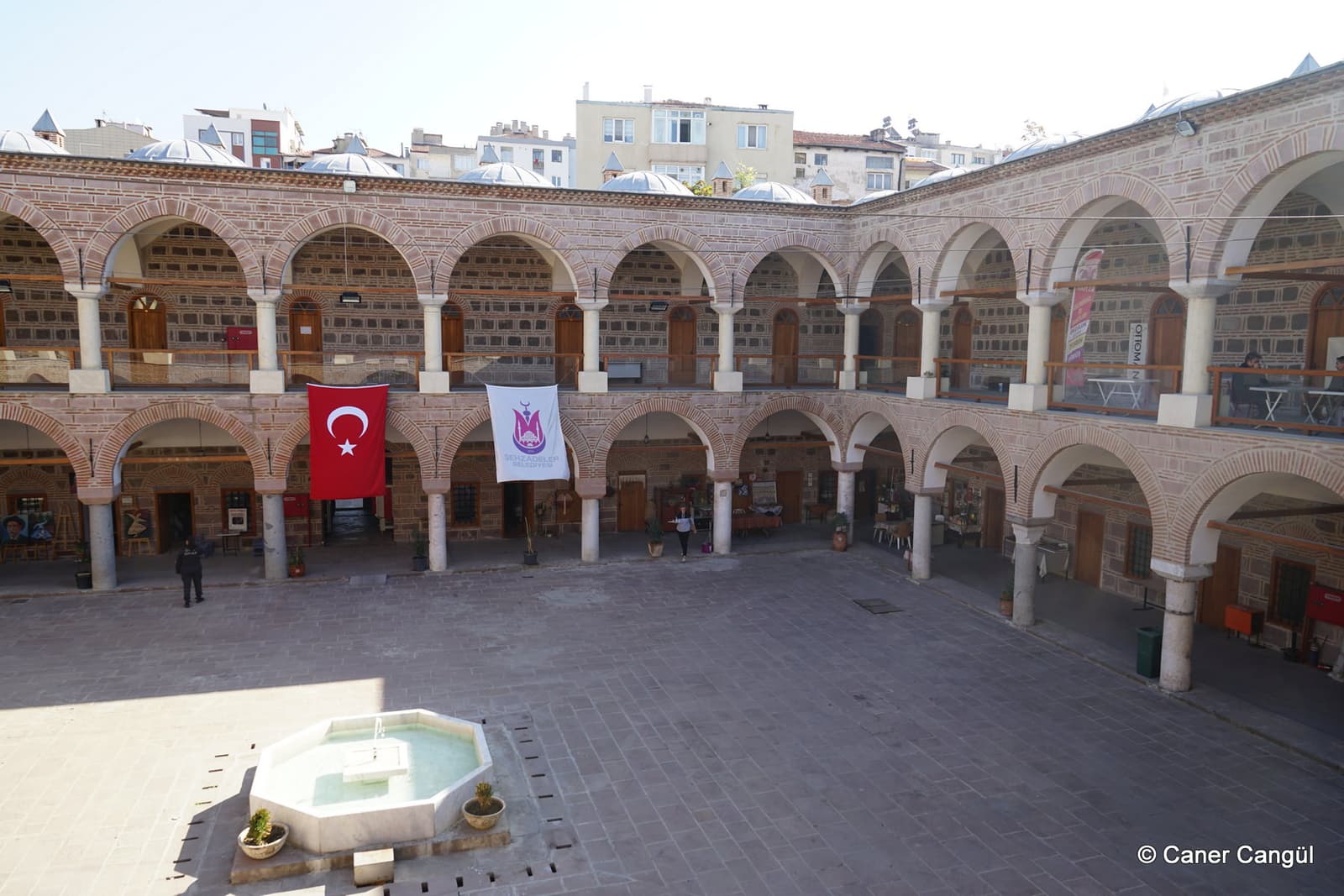 Kurşunlu Han, Manisa