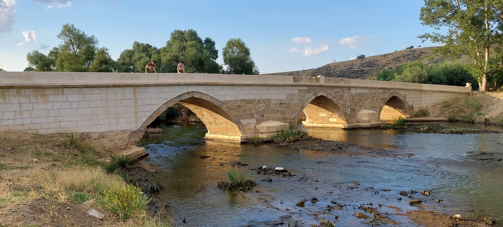 Karabıyık Köprüsü