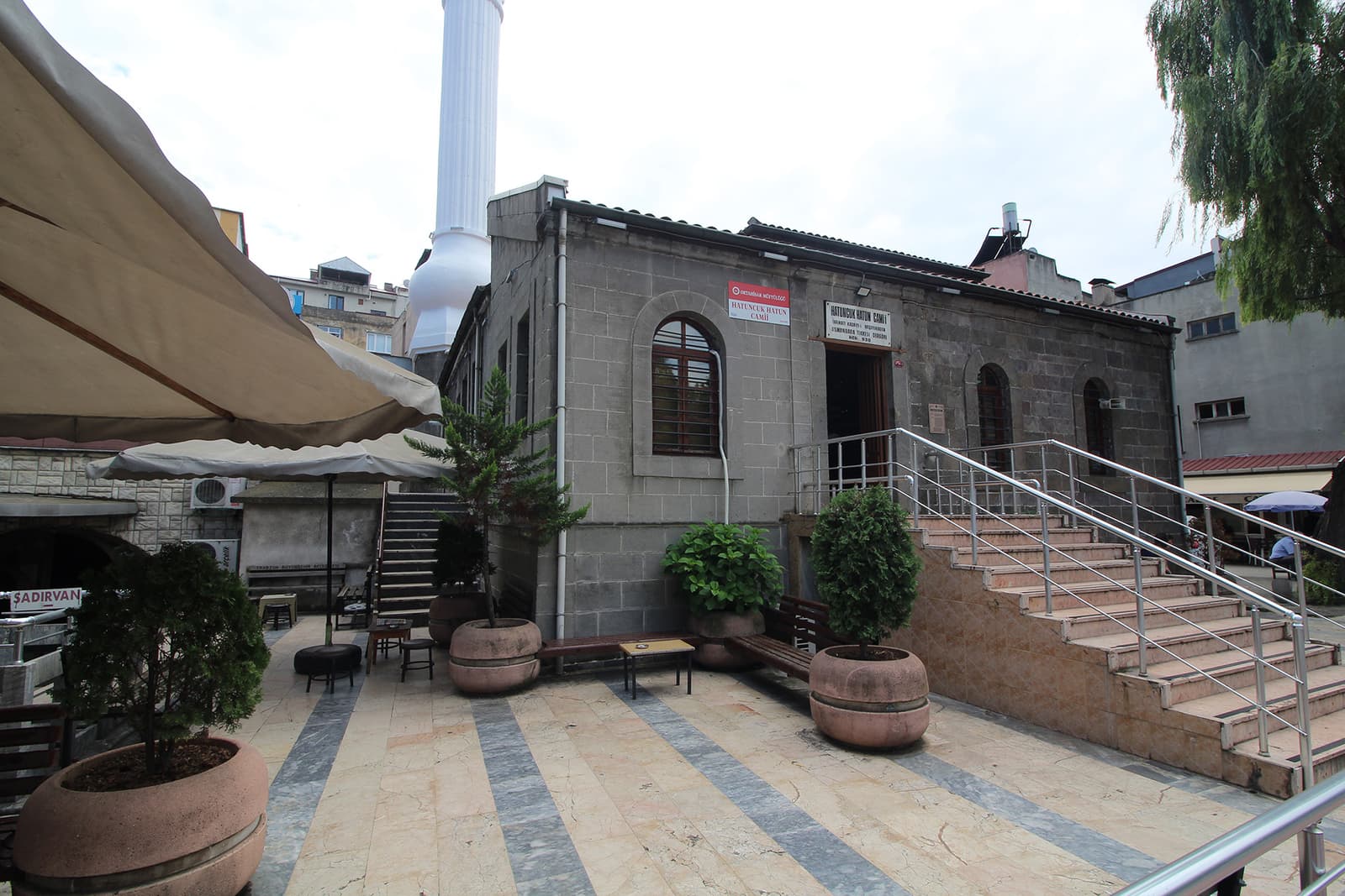 Hatuncuk Hatun Camii