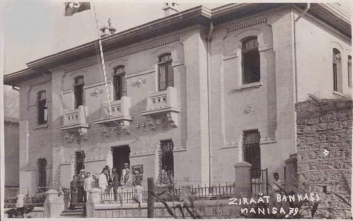 Manisa Ziraat Bankası Şube Binası