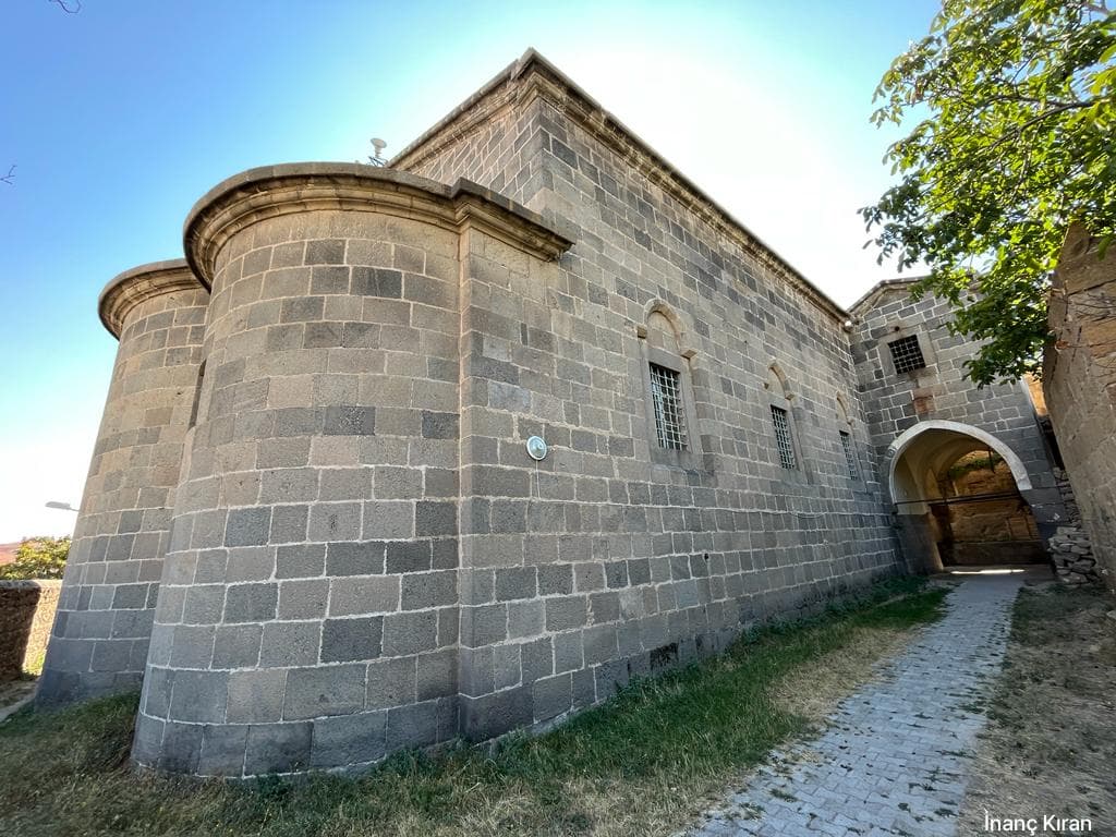 Aşağı Kayabaşı Kilise Camii
