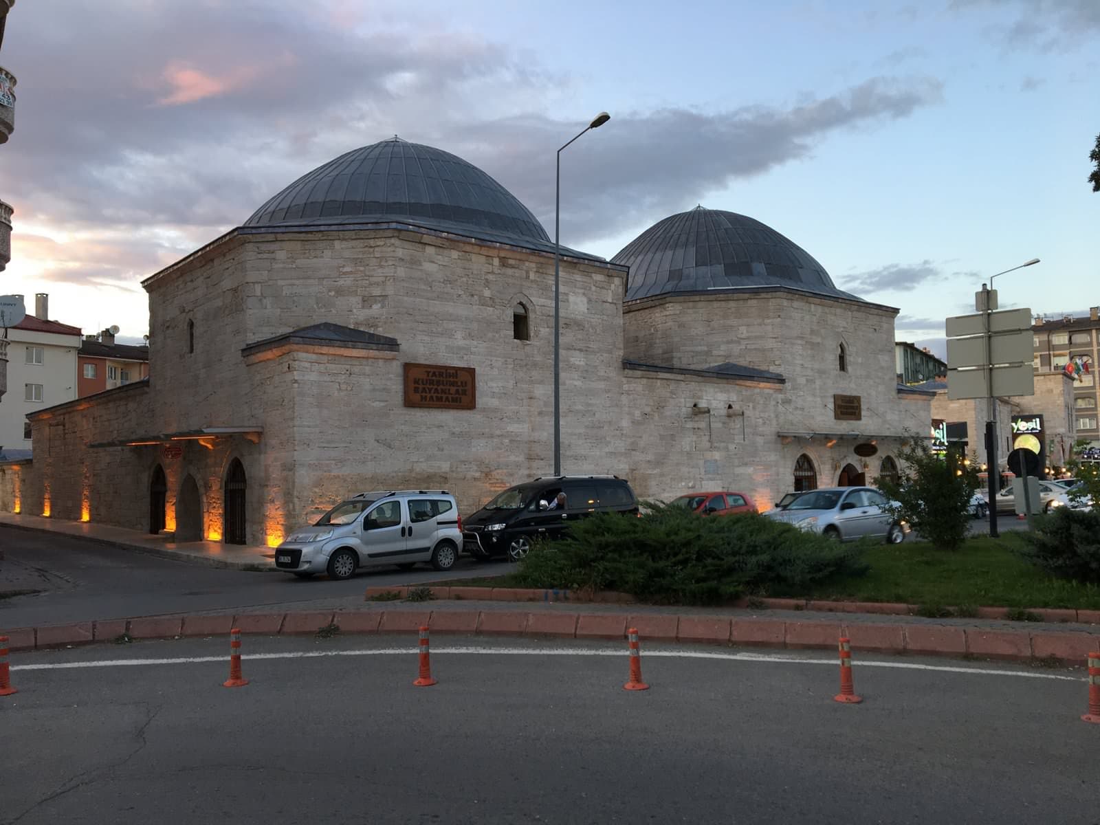 Kurşunlu Hamamı