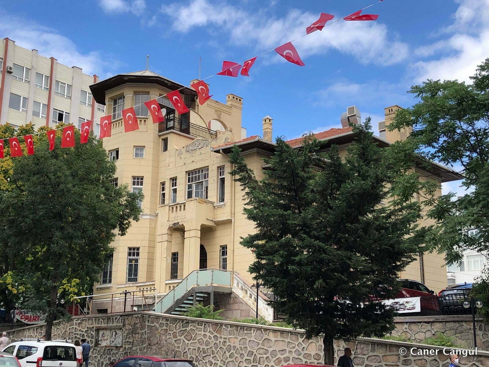 Eski Macaristan Büyükelçiliği Binası