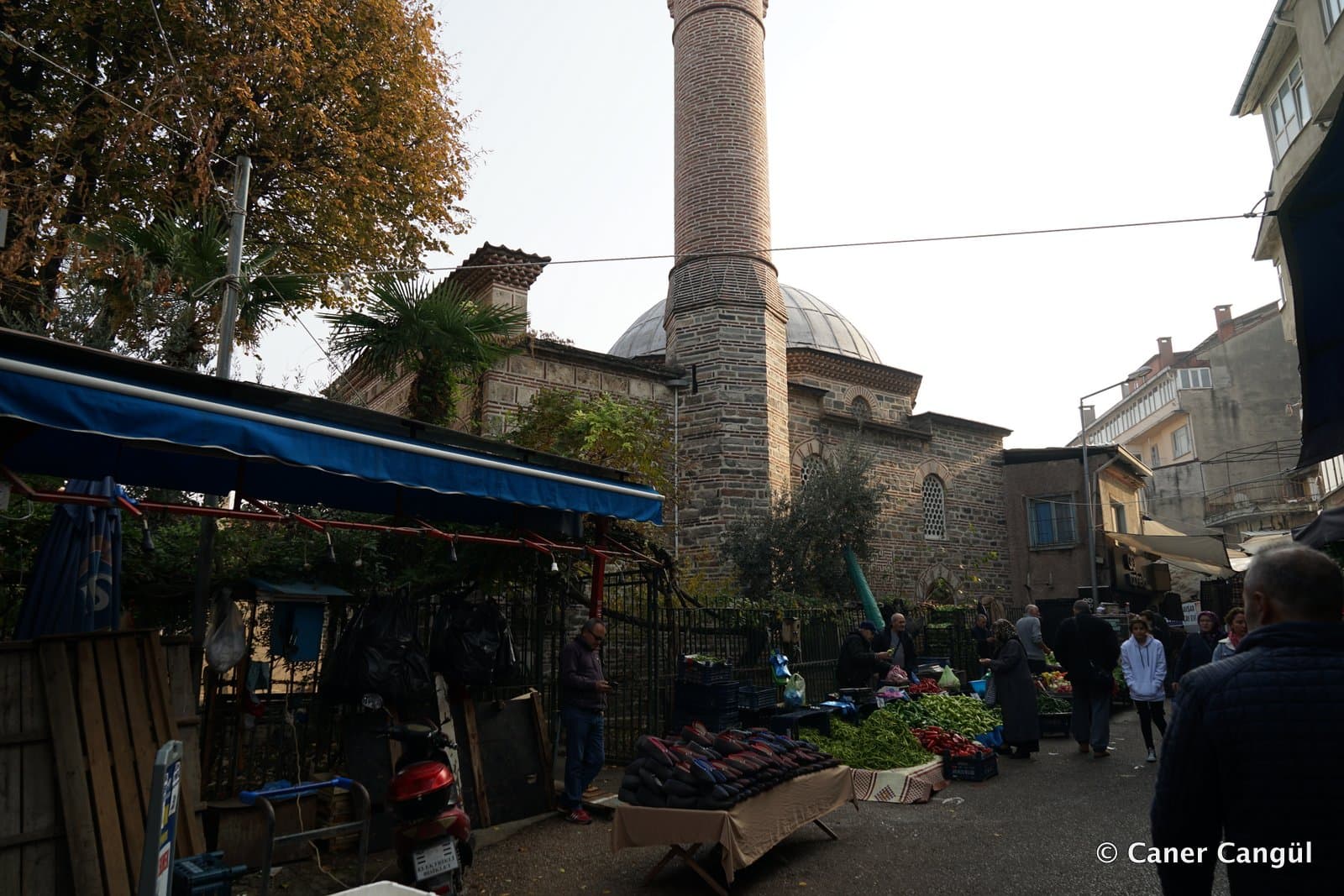 Yeni Bezzaz Camii