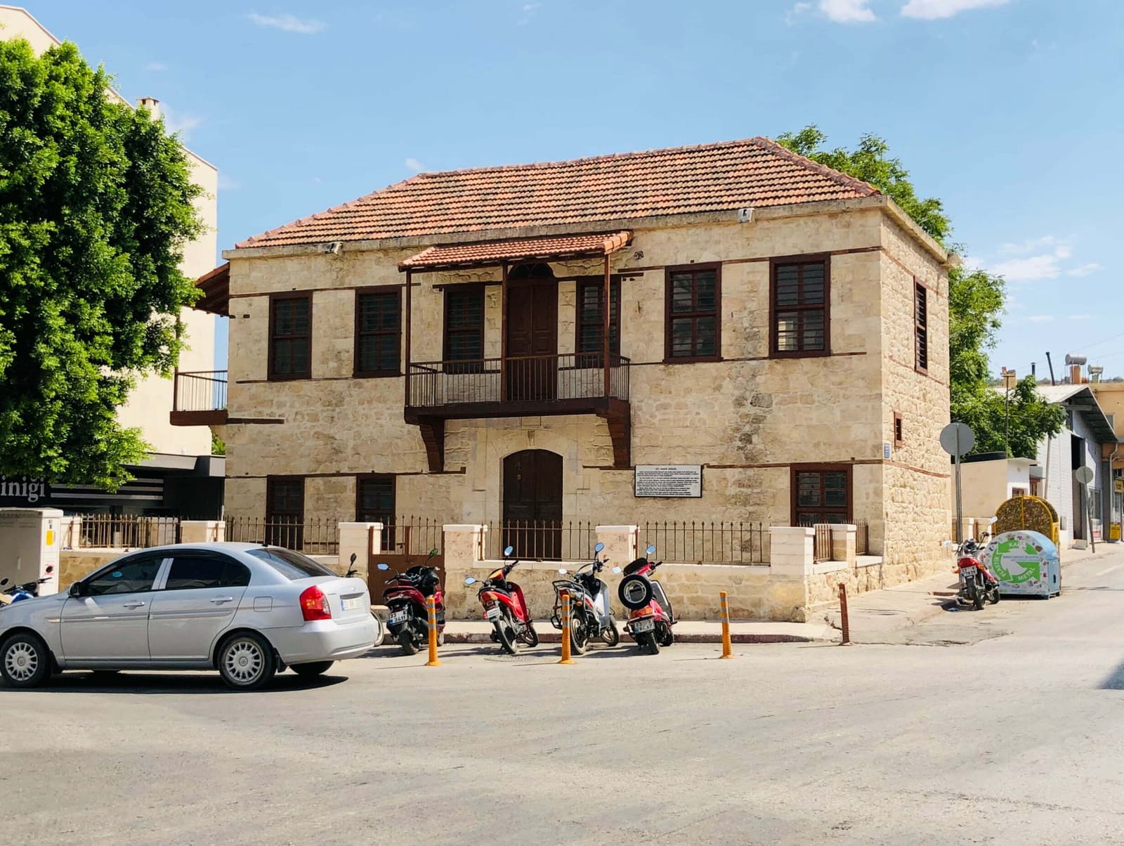 Gül Hanım Konağı