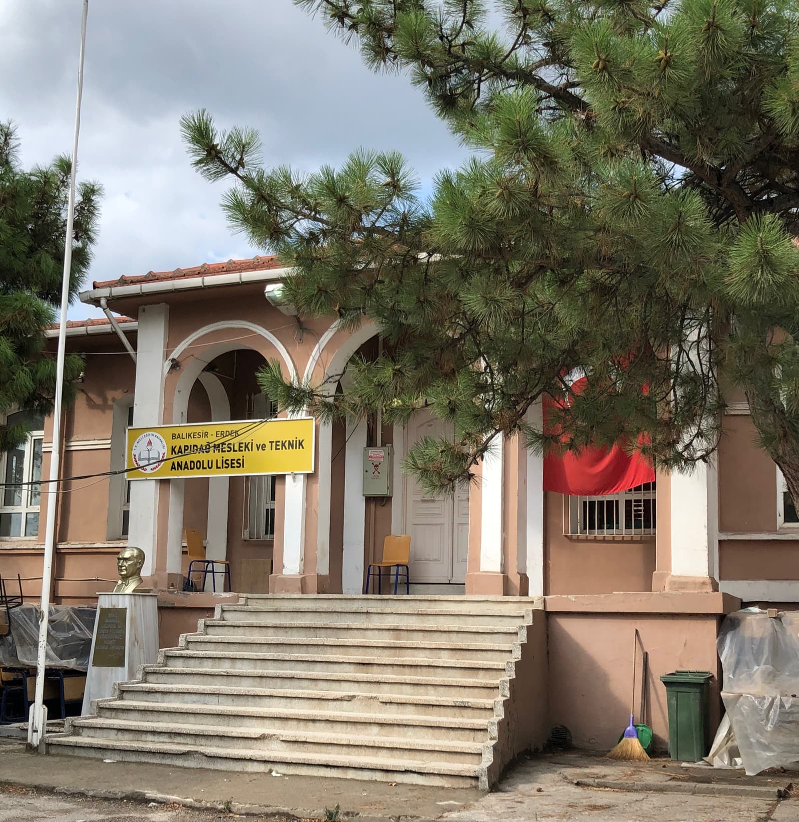 Kapıdağ Mesleki ve Teknik Anadolu Lisesi Binası