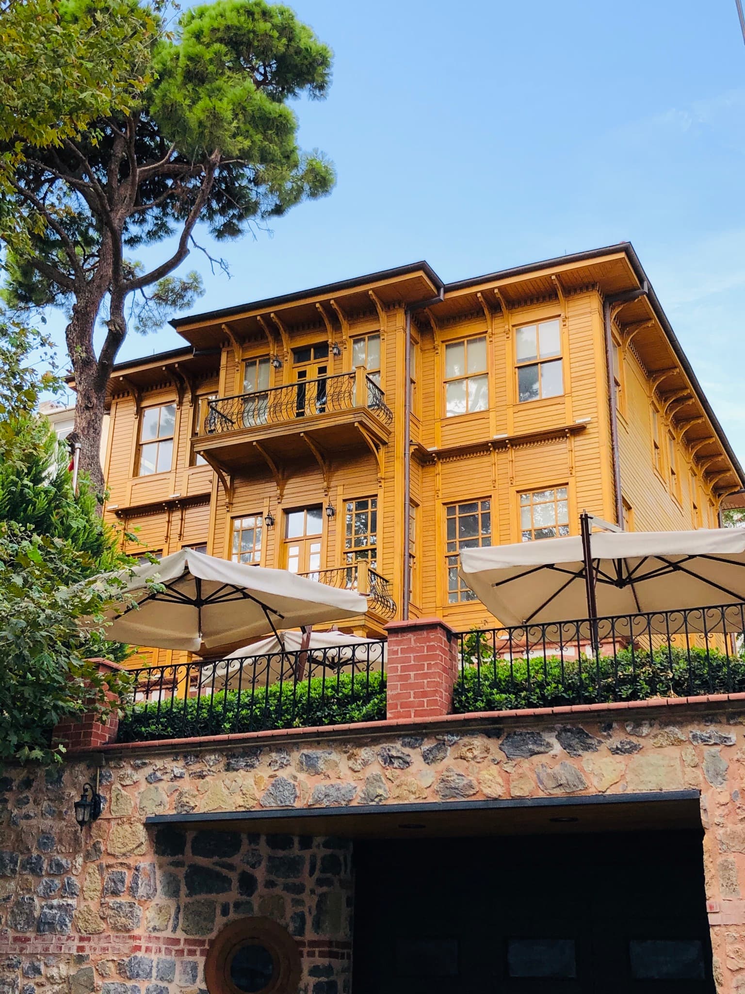Kadıköy Kız Mektebi