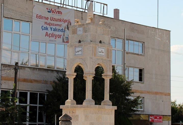 Hürriyet Anıtı