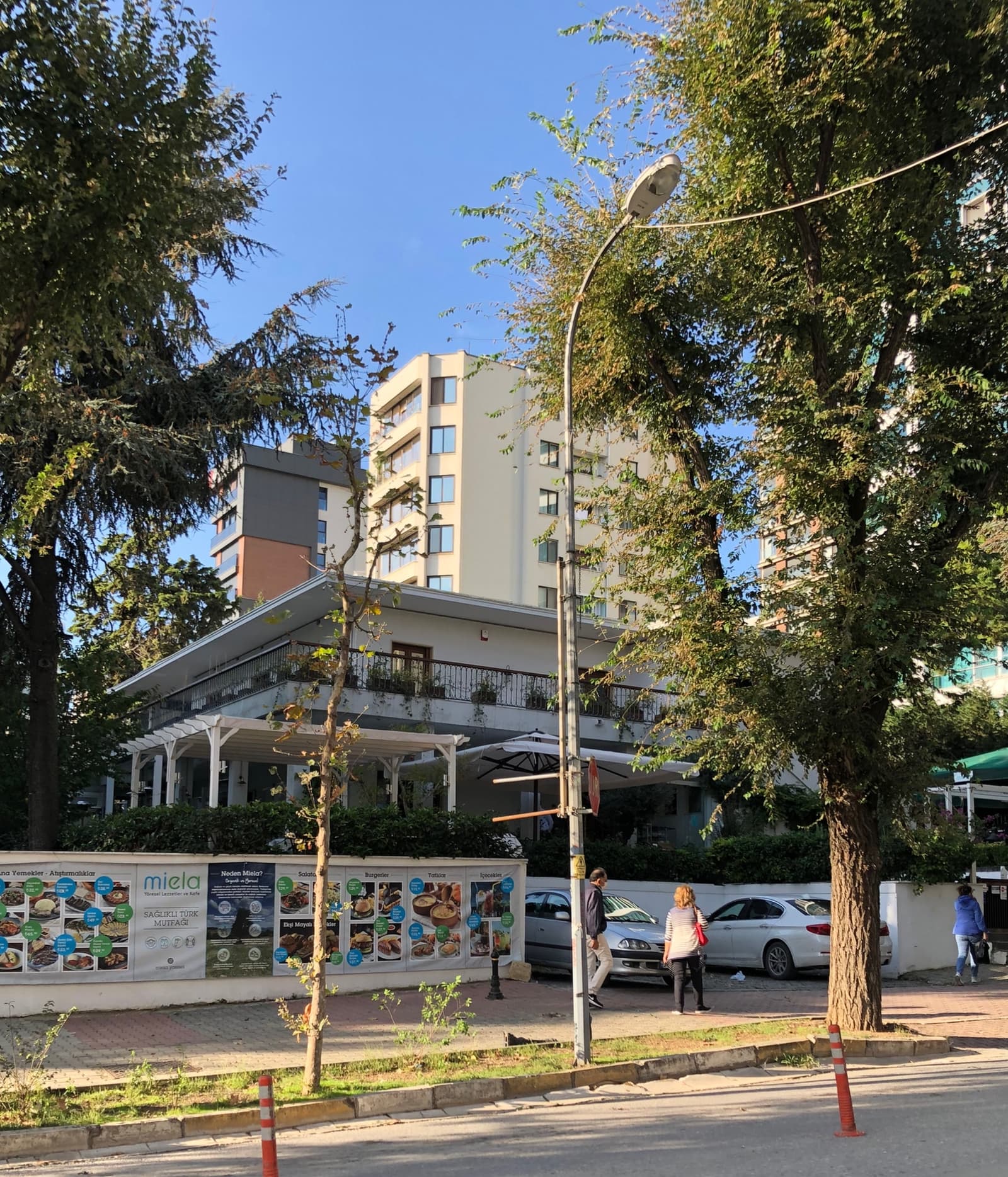 Emin Onat Köşkü