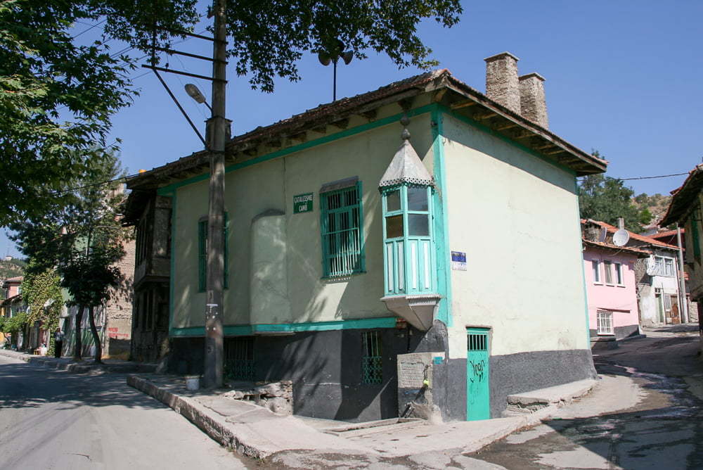 Çatal Çeşme Camii