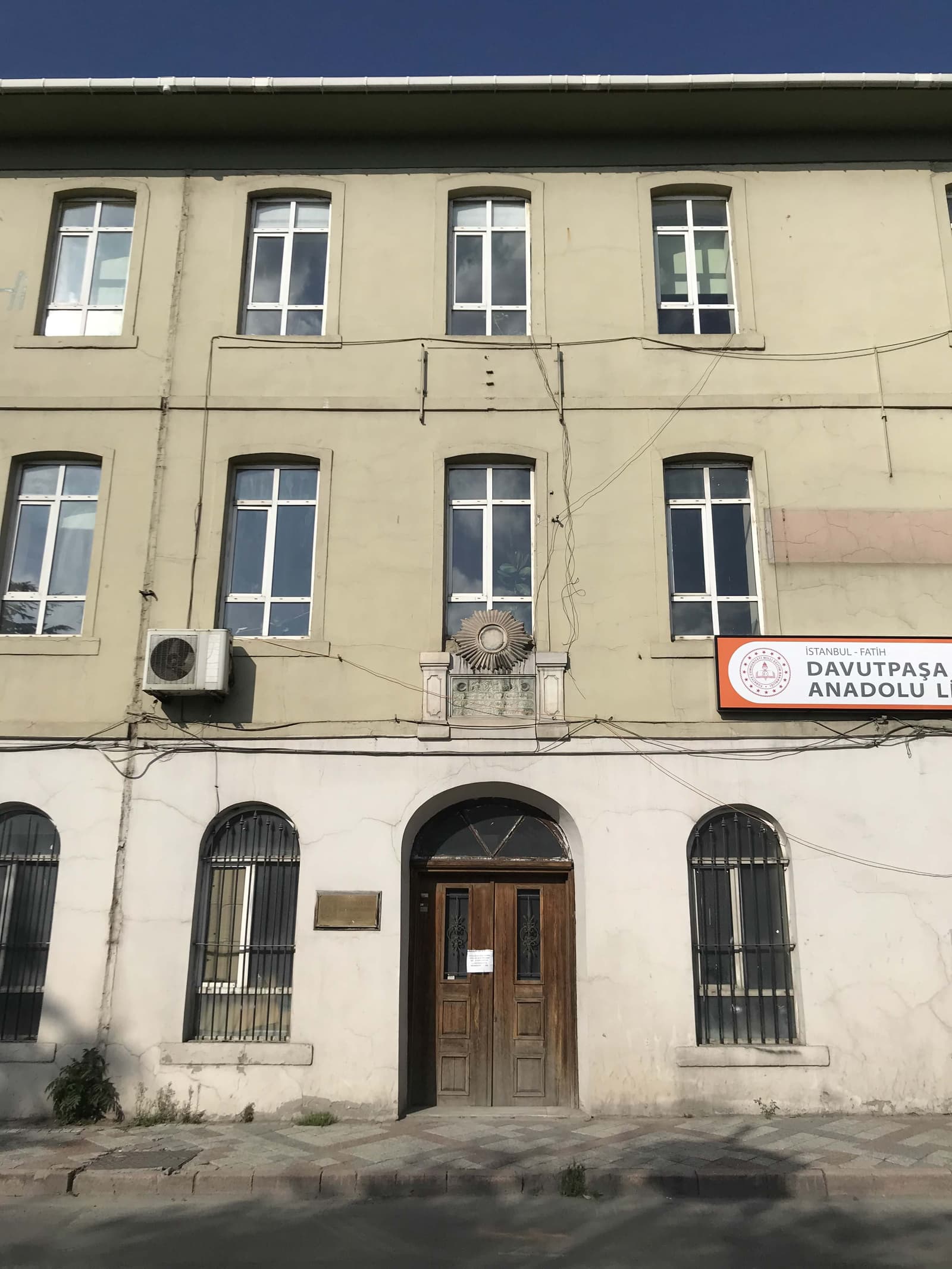Davutpaşa Anadolu Lisesi