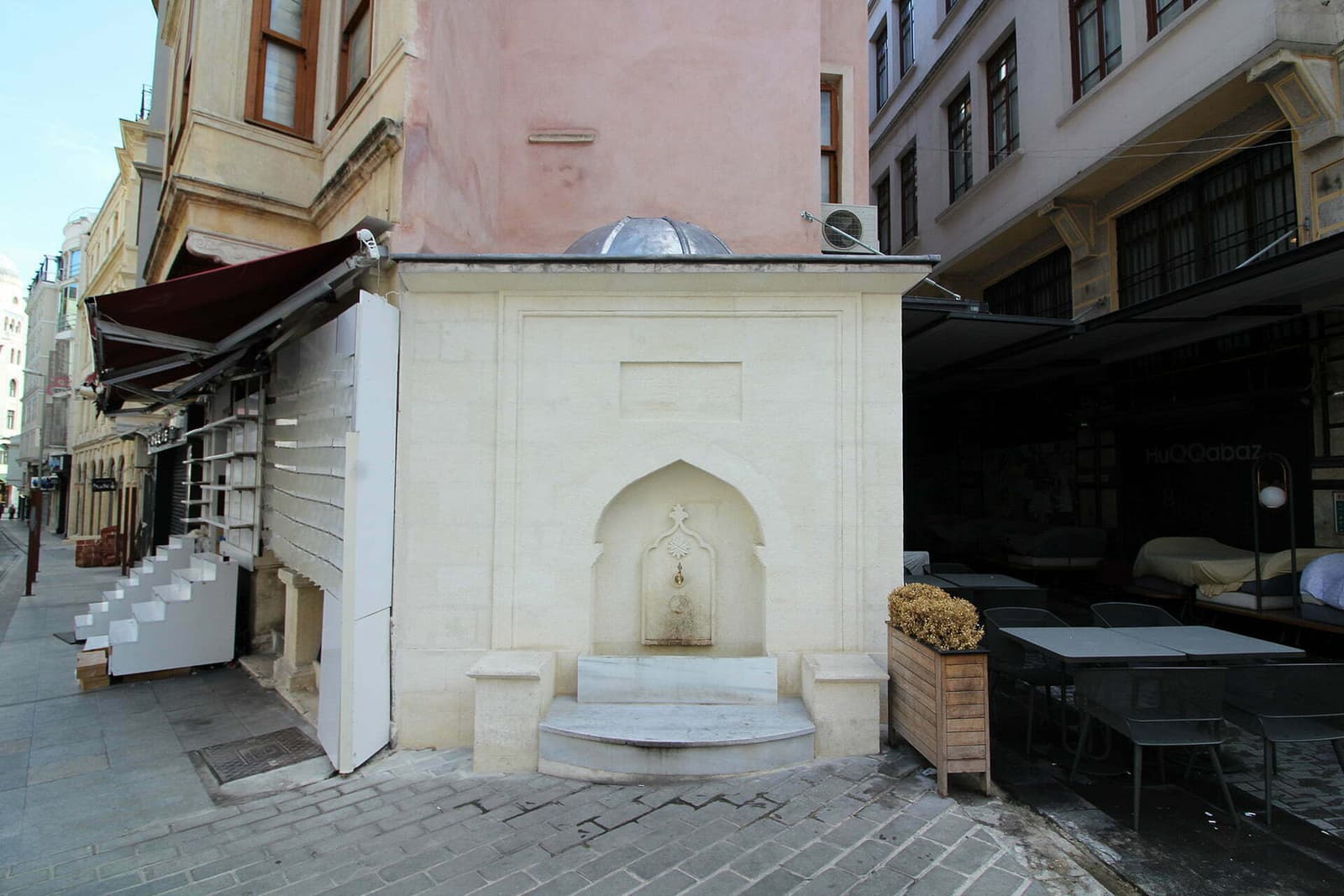 Vezir Çeşmesi, Sirkeci