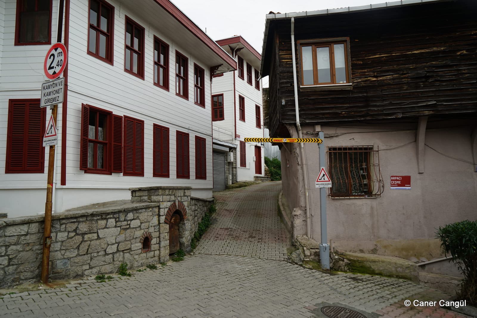 Çeşme, Rumelihisarı - Mübayaacı Sokak