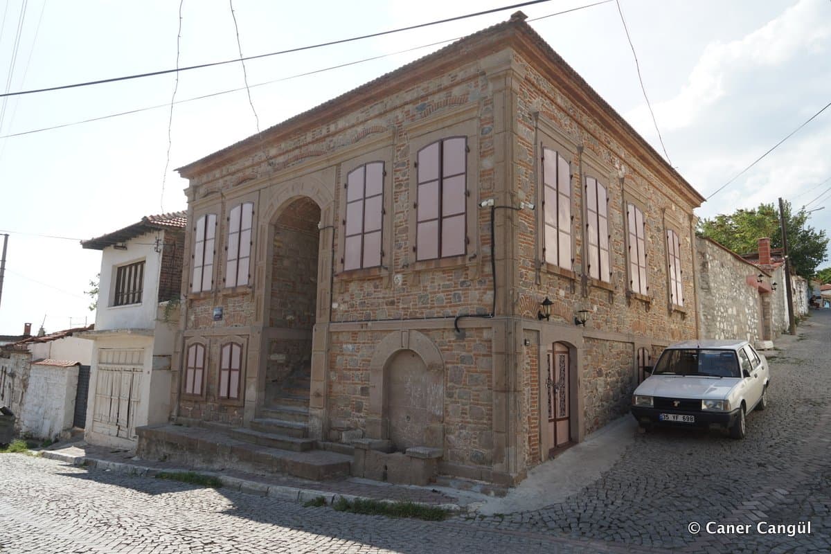 Parmak Batıran Çeşmesi