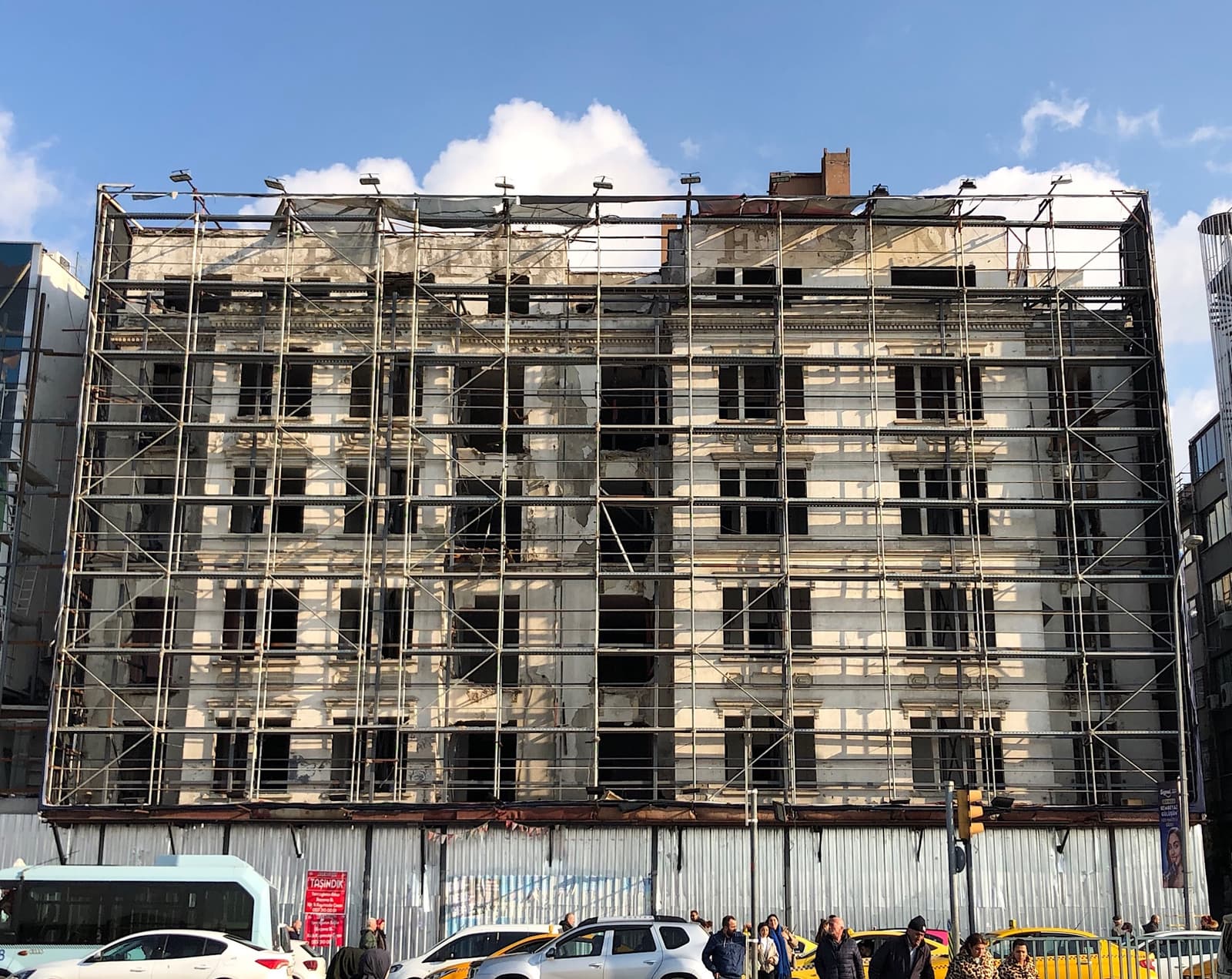 Raif Korel Apartmanı