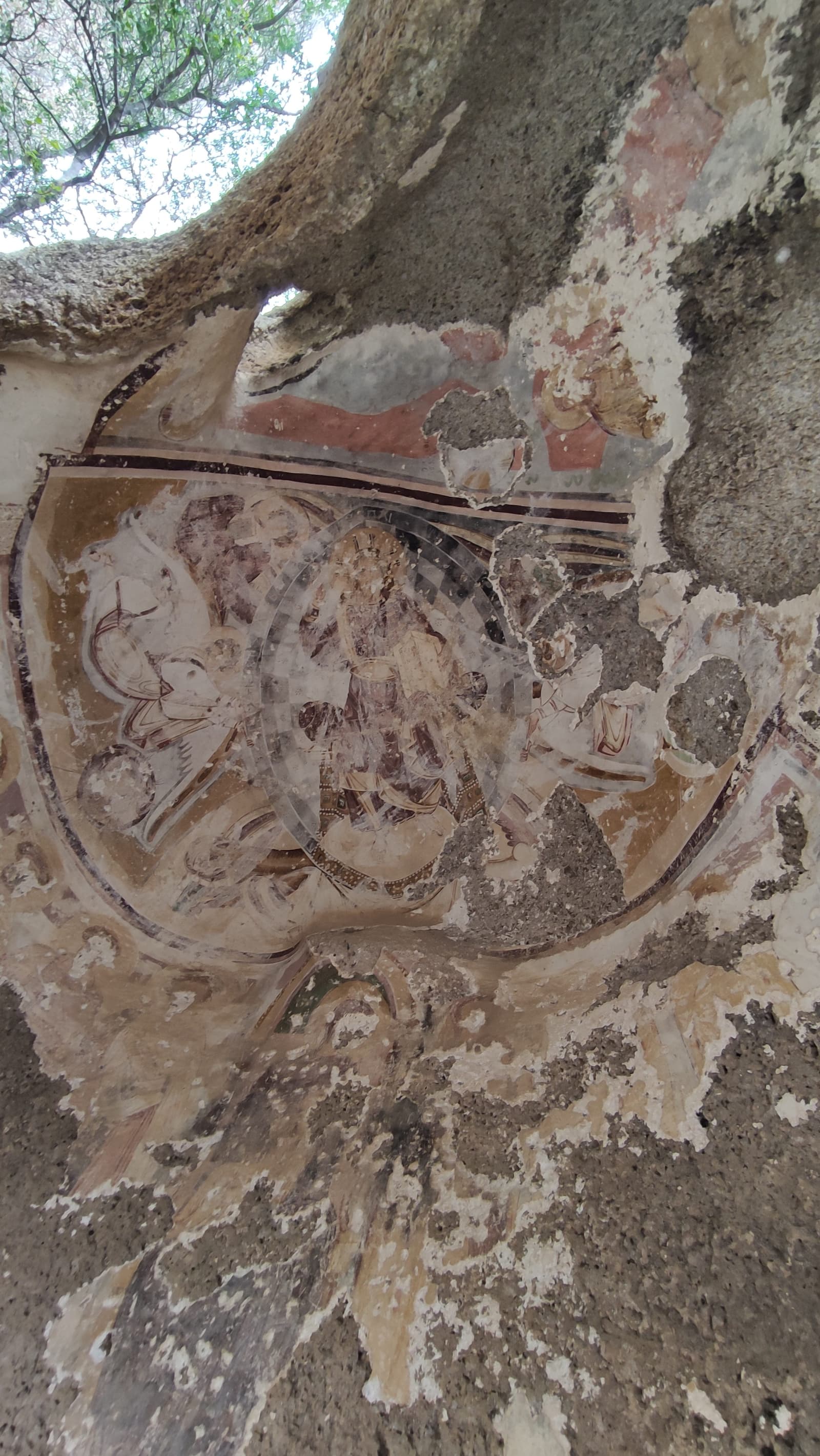Pantokrator Mağarası