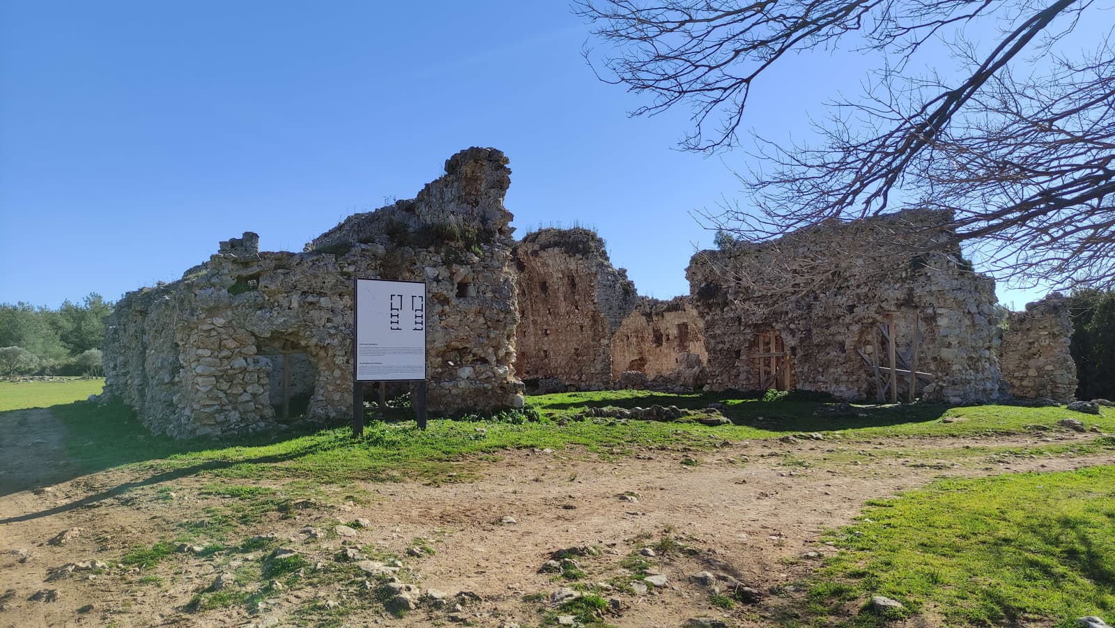 Karapaşa Medresesi