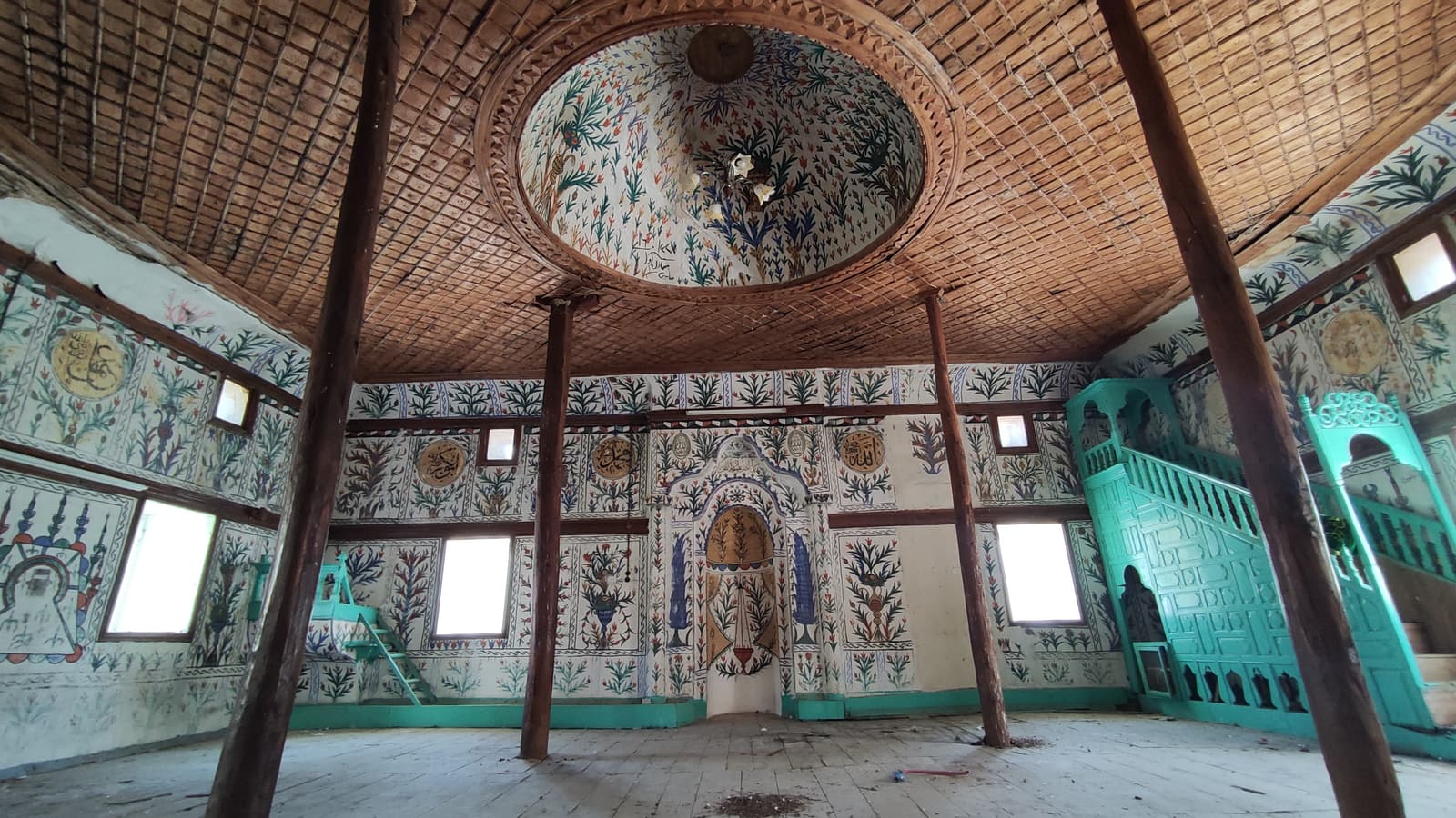 Akköy Yukarı Camii