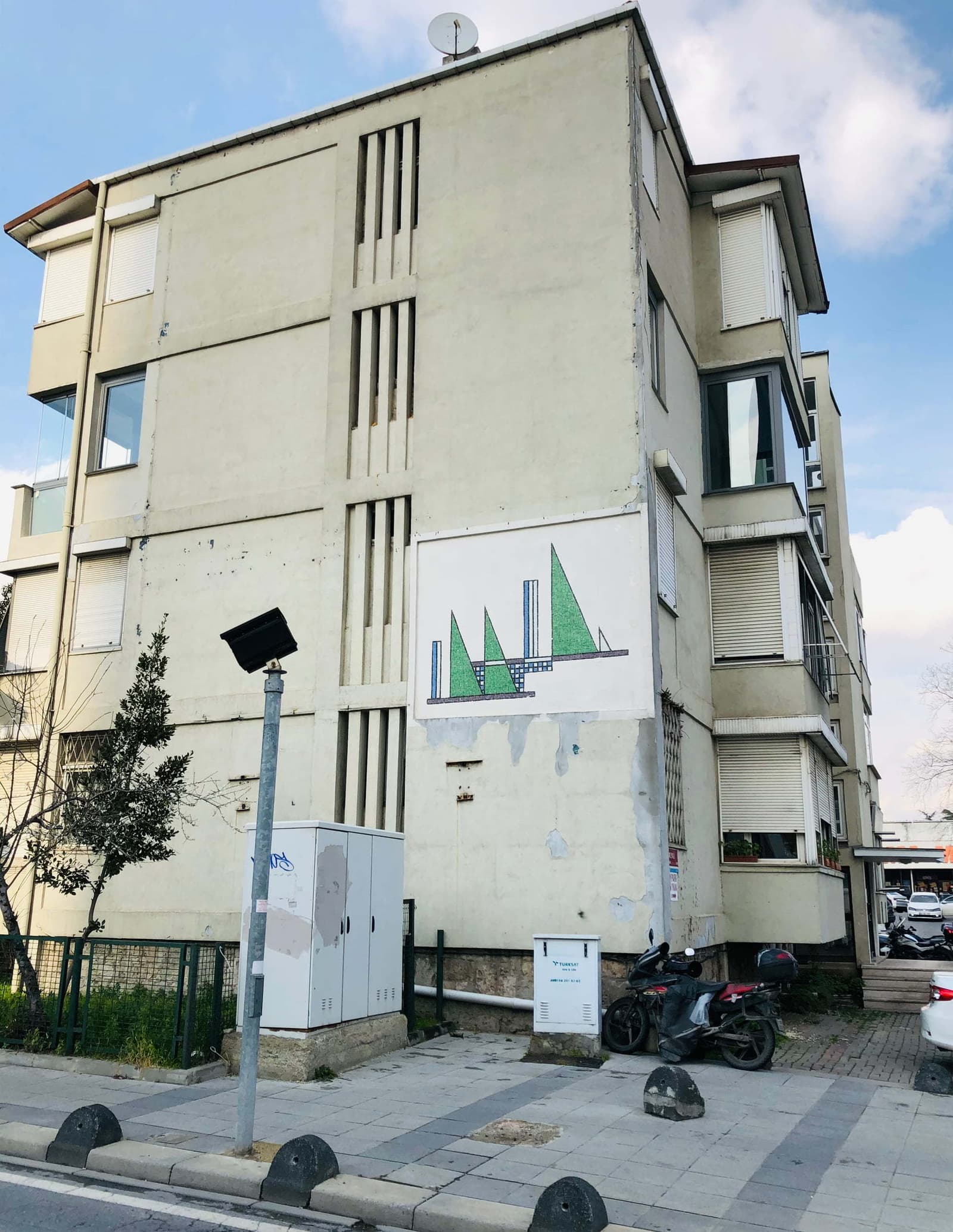 20 No.lu Mozaik Pano, Sabri Berkel