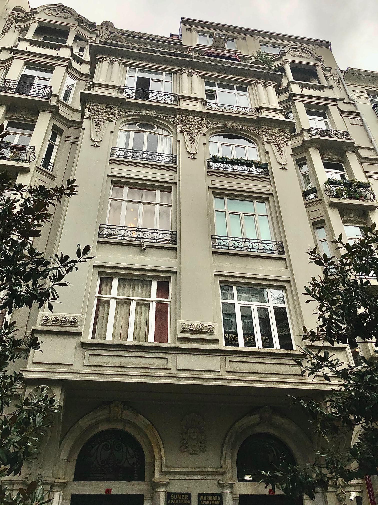 Sümer ve Marmara Apartmanları