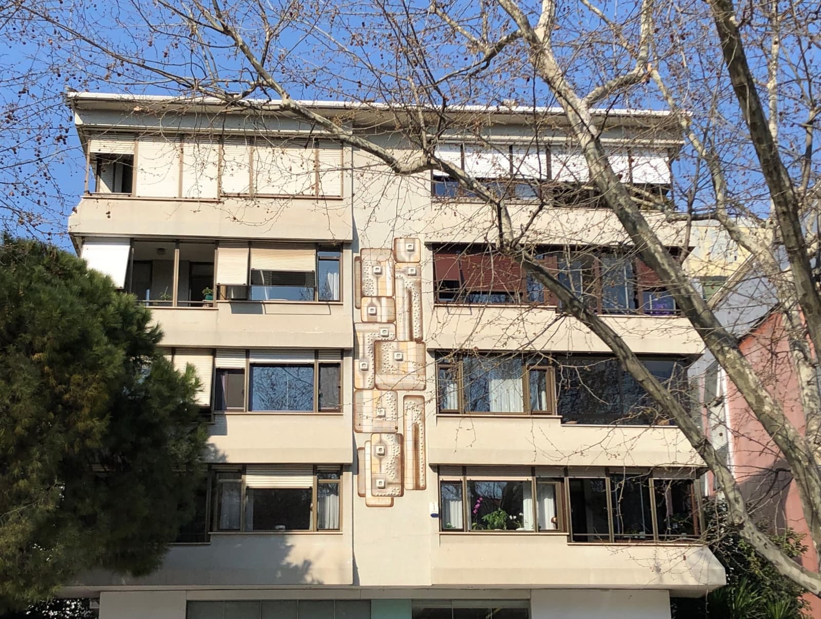 Bağdat Caddesi No:261 Seramik Panosu