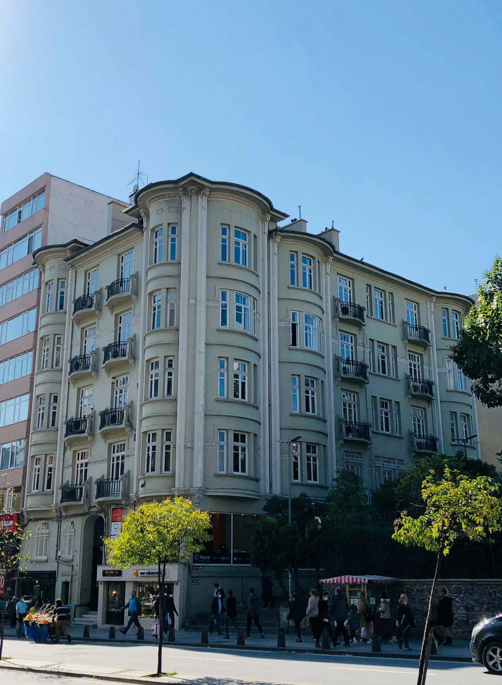 İstanbul Apartmanı