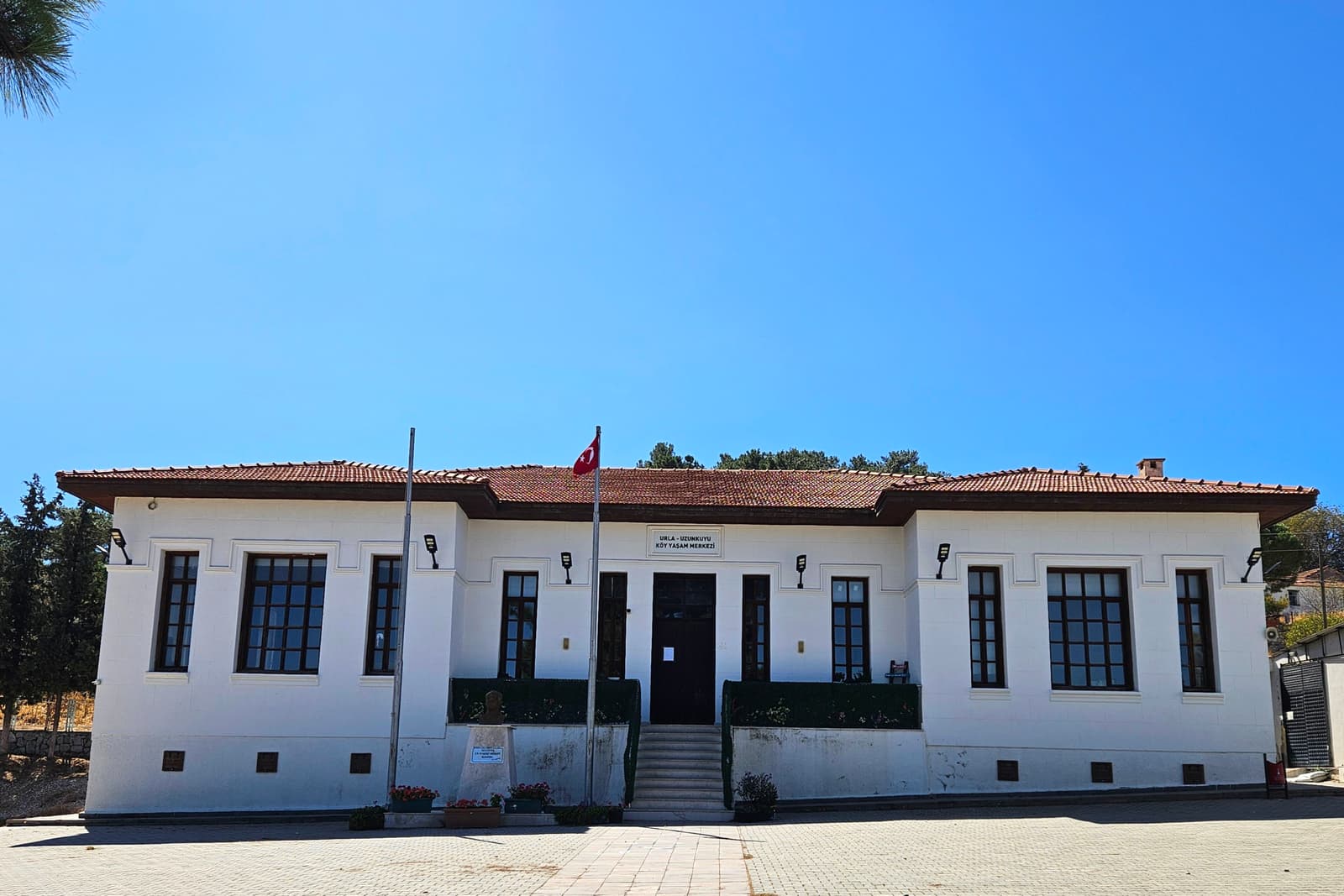 Uzunkuyu İlkokulu, Urla