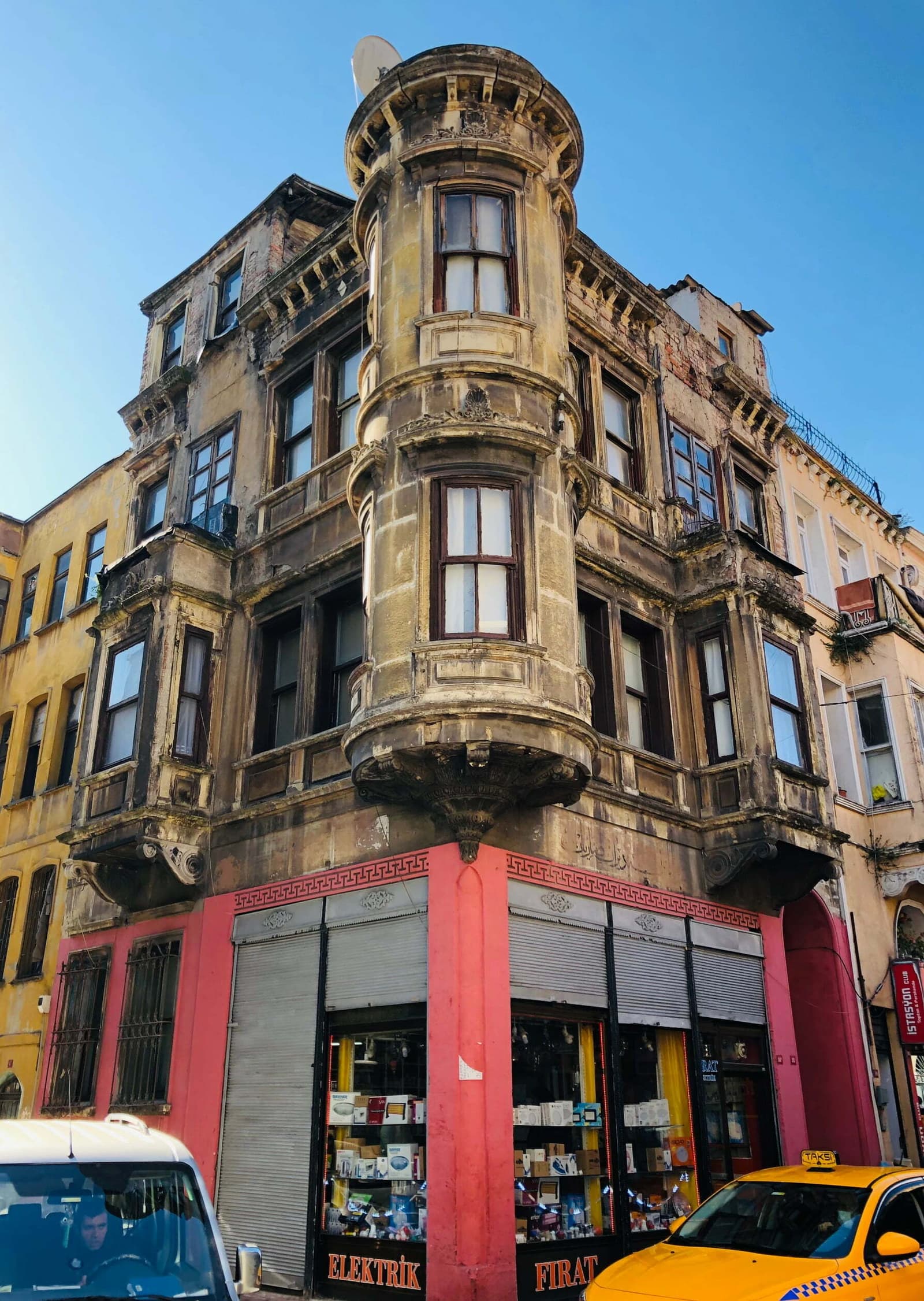 Konut — Şehsuvar Bey, Çifte Gelinler, 30