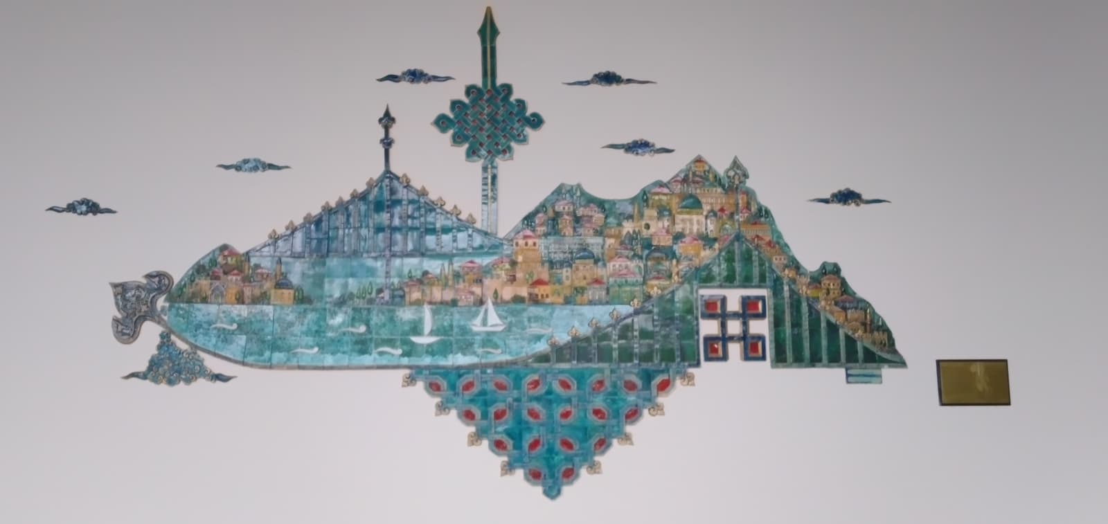 YTÜ Kongre ve Kültür Merkezi Seramik Panosu