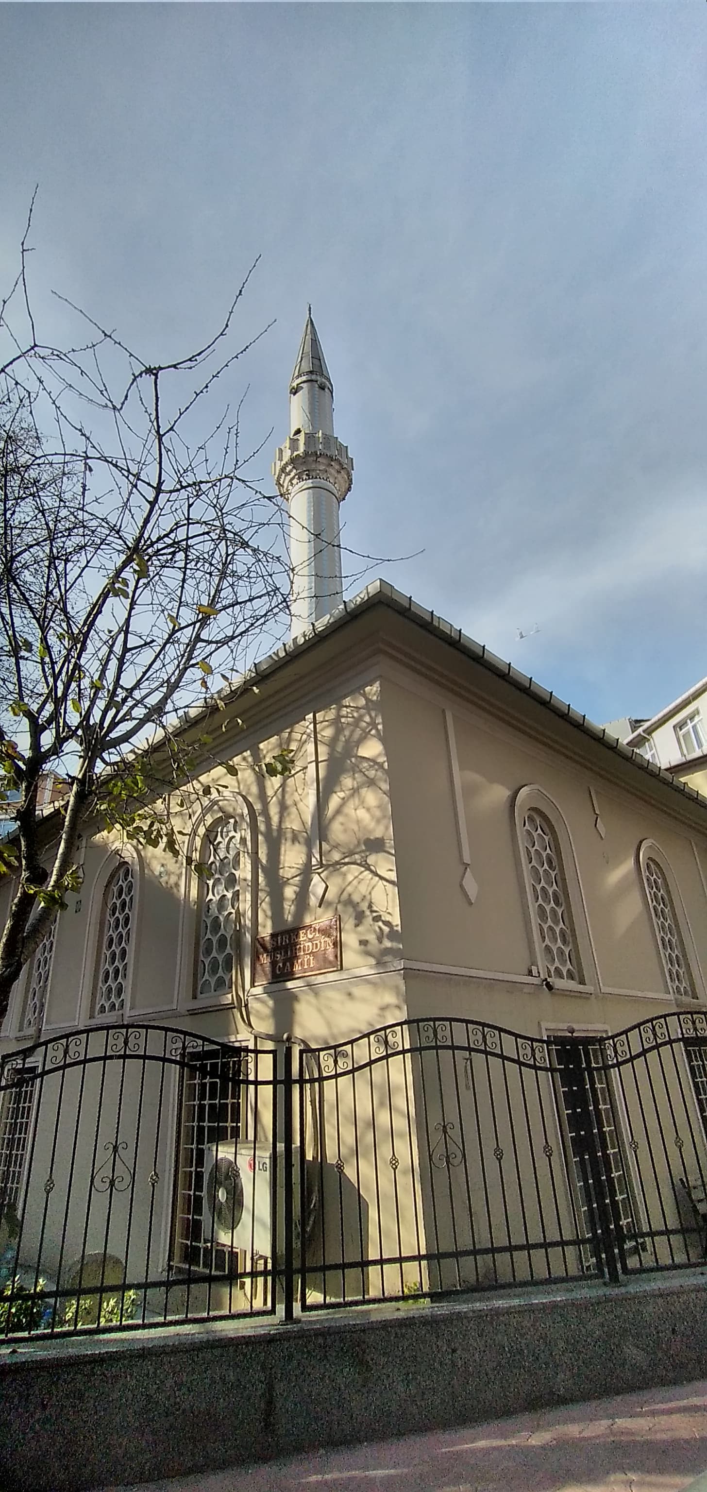 Sirkeci Muslihiddin Camii