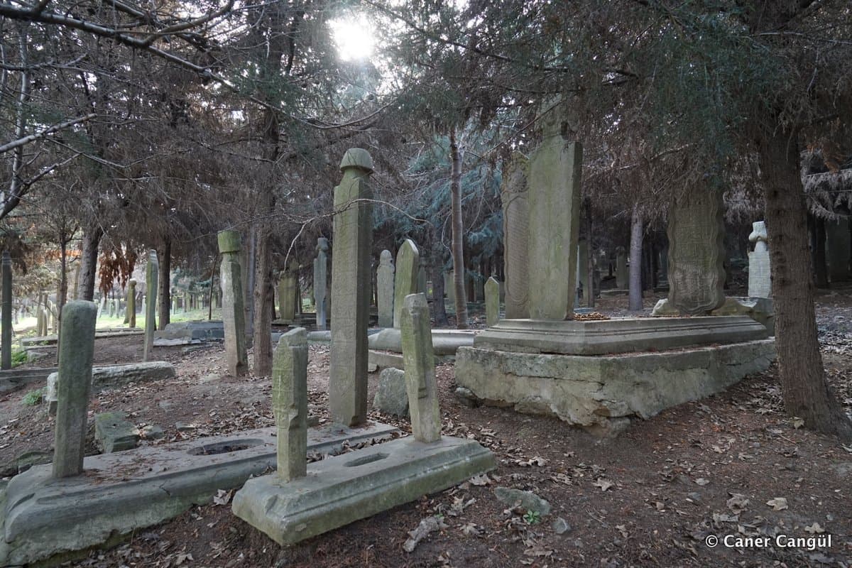 Davutağa Mezarlığı