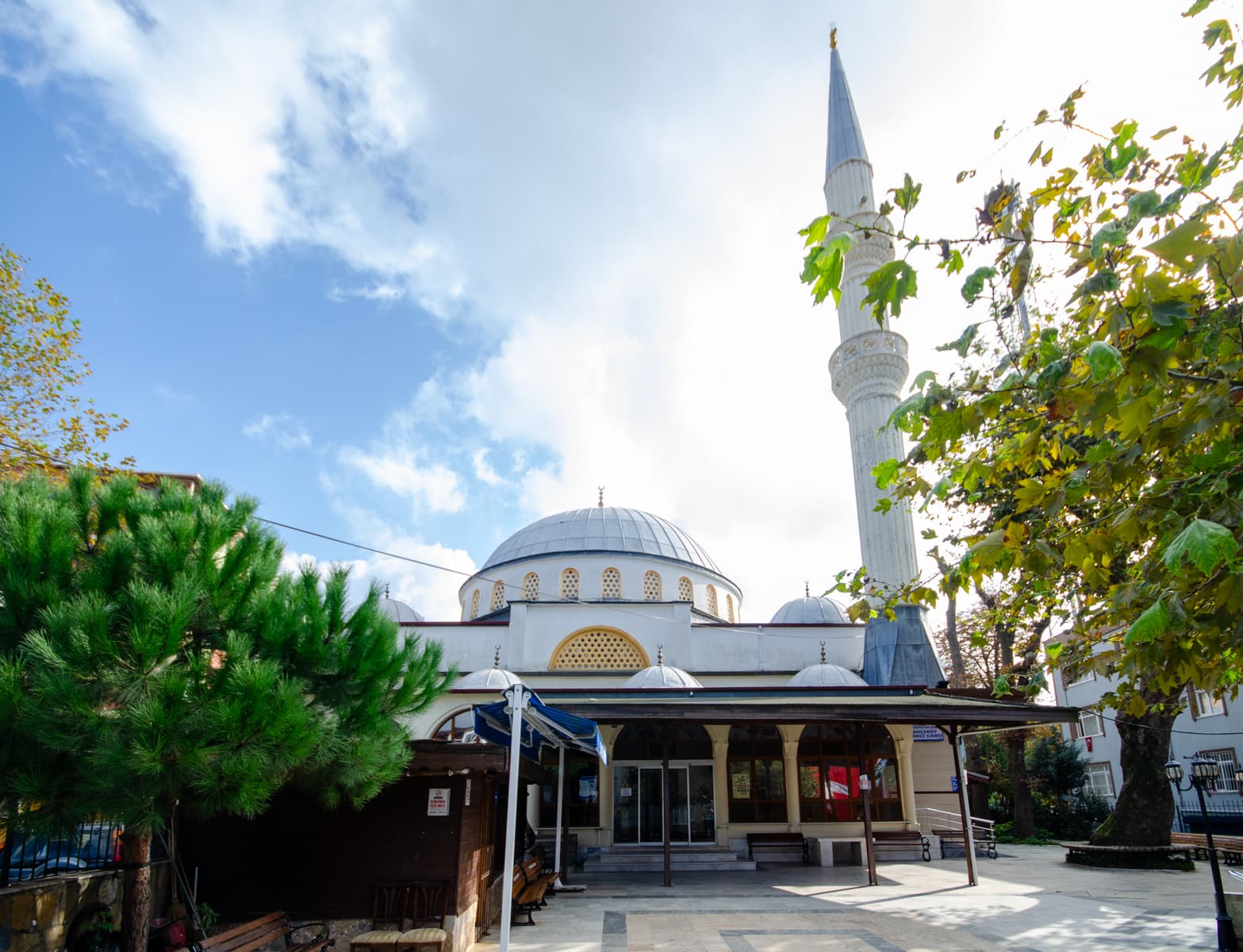 Bahçeköy Merkez Camii