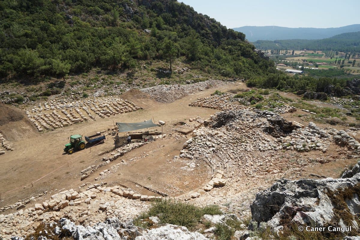 Thera Antik Tiyatrosu