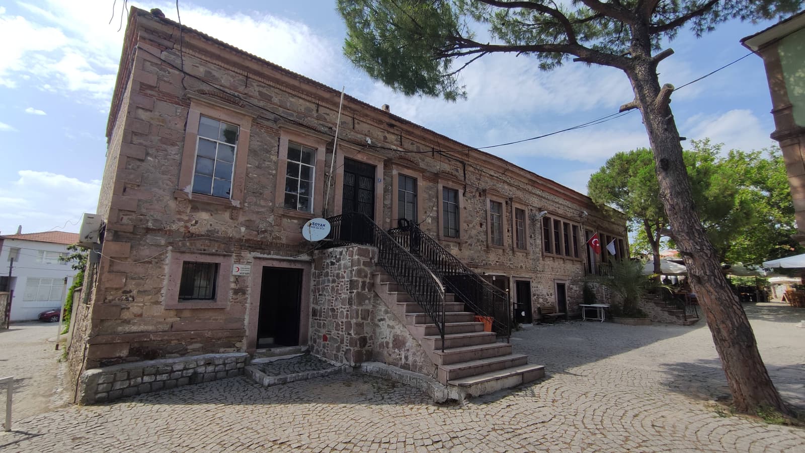 Aya Athanasiau Kilise Okulu