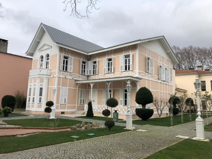 Hareket Köşkleri