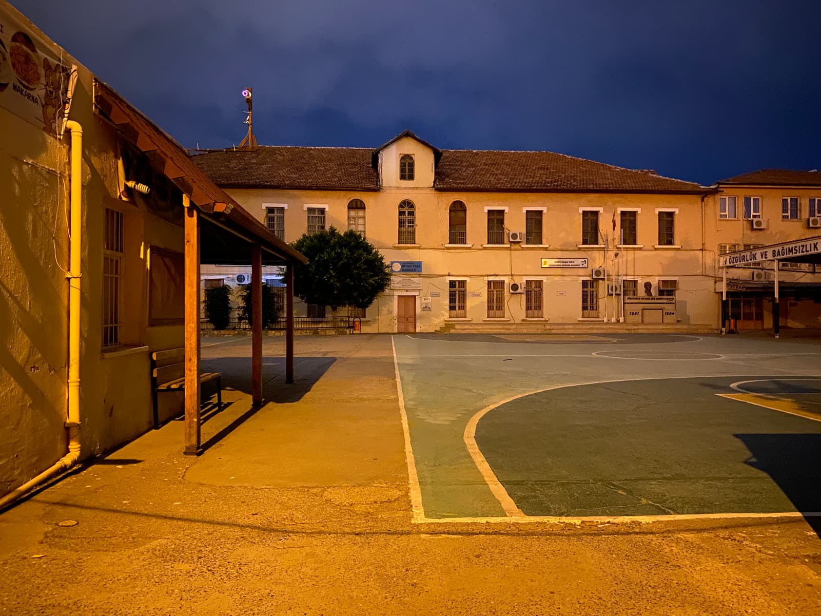 Mithat Paşa İlkokulu, İskenderun