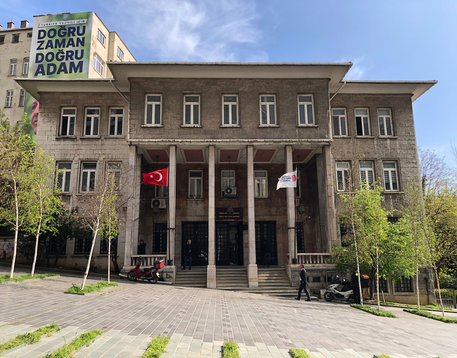 Beyoğlu Maliye Binası